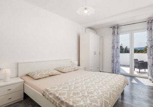 200 m² House ∙ 4 bedrooms ∙ 10 guests
