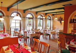 22 double rooms - Landhotel Neuwiese with traditional inn An der Mühle