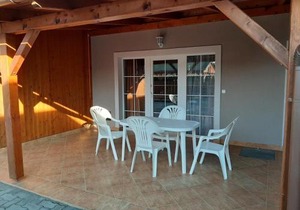 22 féröhelyes apartman