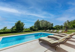 230 m² Villa ∙ 4 bedrooms ∙ 10 guests
