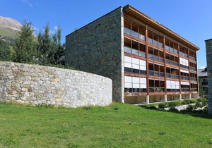 240 m² Apartment ∙ 4 bedrooms ∙ 8 guests