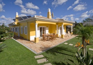250 m² Villa ∙ 4 bedrooms ∙ 8 guests