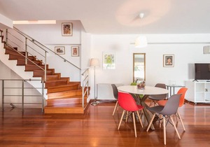 250 m² Villa ∙ 4 bedrooms ∙ 9 guests