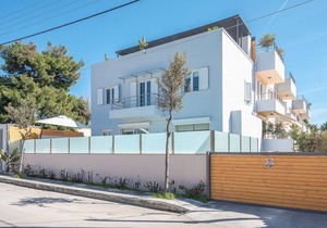 250 m² Villa ∙ 4 bedrooms ∙ 9 guests