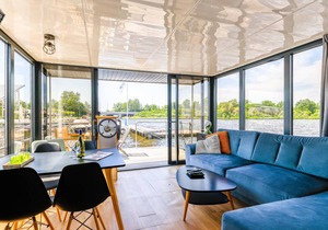 26 m² Houseboat ∙ 2 bedrooms ∙ 4 guests