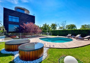 3 bedroom accommodation in Klostar Ivanic