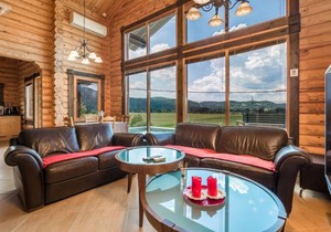 3 bedroom accommodation in Ravna Gora