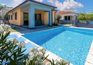 3 bedroom accommodation in Gostinjac