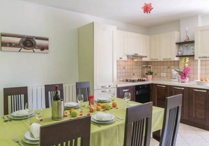 3 bedroom accommodation in Orbanici