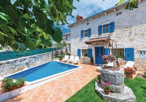 3 bedroom accommodation in Orbanici