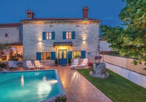 3 bedroom accommodation in Orbanici
