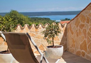 3 bedroom accommodation in Sveti Jakov