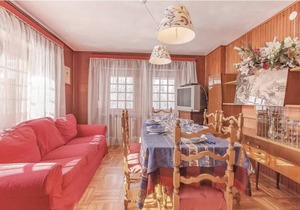 3 bedroom accommodation in Cogne AO