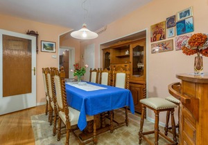 3 bedroom accommodation in Gabonjin