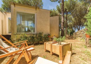 3 bedroom accommodation in Alia PA