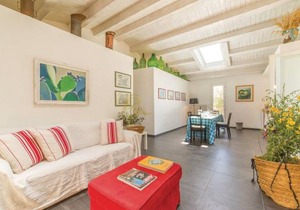 3 bedroom accommodation in Alia PA