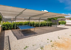 3 bedroom accommodation in Brzac