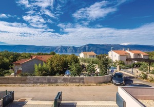 3 bedroom accommodation in Brzac