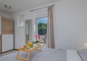 3 bedroom accommodation in Brzac