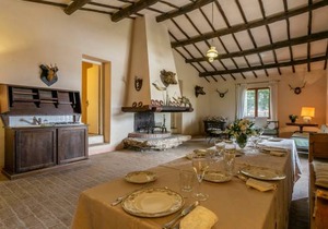 3 bedroom accommodation in Ischia di Castro -VT-