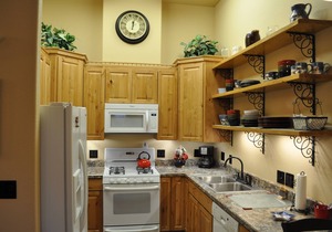 3 Rustic Elegant Suites (sleep 12+) - Fish, hike, site-see from your doorstep