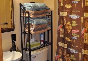 3 Rustic Elegant Suites (sleep 12+) - Fish, hike, site-see from your doorstep