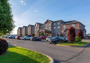 3-Star Hotel ∙ Best Western Plus Fredericton Hotel & Suites