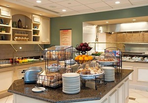 3-Star Hotel ∙ Hilton Garden Inn Ridgefield Park