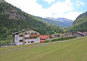 300 m² Accommodation ∙ 10 bedrooms ∙ 22 guests