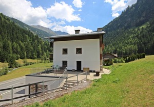 300 m² Accommodation ∙ 10 bedrooms ∙ 22 guests