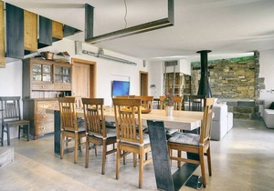 300 m² House ∙ 3 bedrooms ∙ 8 guests