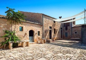 300 m² House ∙ 6 bedrooms ∙ 11 guests