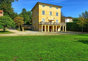 300 m² Villa ∙ 5 bedrooms ∙ 10 guests