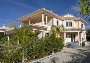 300 m² Villa ∙ 5 bedrooms ∙ 10 guests