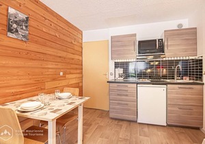 300m from ski slopes, balcony, tv, ski locker, 21m², Aussois