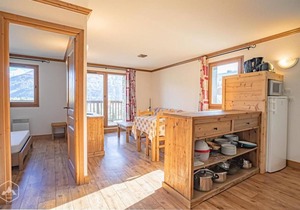 300m from ski slopes, floor -2, fitness, balcony, tv, ski locker, 50m², Aussois