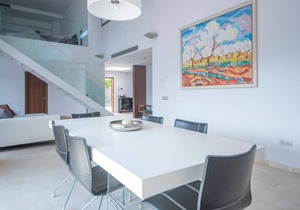 303 m² Villa ∙ 5 bedrooms ∙ 10 guests