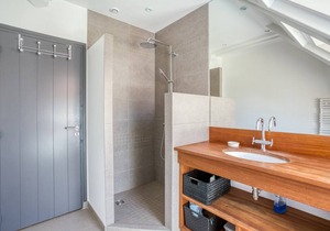350 m² House ∙ 5 bedrooms ∙ 12 guests