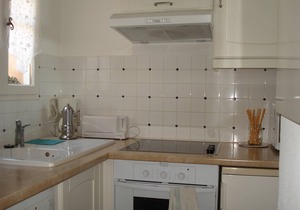 * 3P air-conditioned house with sea view, terrace/garden, swimming pool, play area