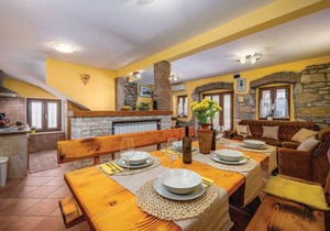 4 bedroom accommodation in Nova Vas