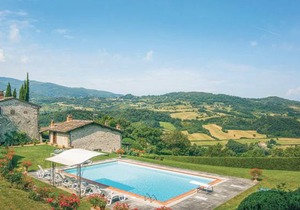 4 bedroom accommodation in Dicomano