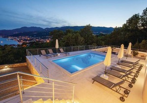 4 bedroom accommodation in Kastav