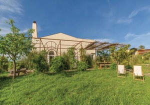 4 bedroom accommodation in Alia PA