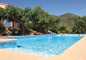 4 bedroom accommodation in Roquebrun