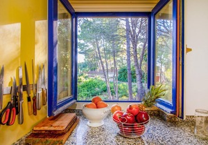 4 bedroom accommodation in Denia