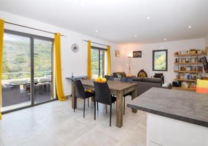 4 Bedroom Gorgeous Home In Feliceto