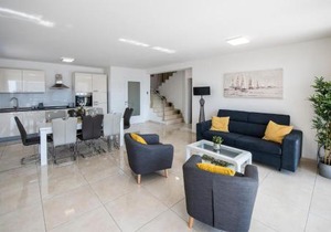 4 Bedroom Gorgeous Home In Novalja