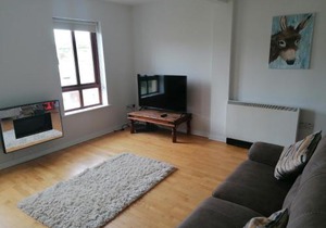 4 Clifden Court