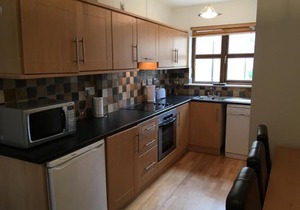 4 Clifden Court