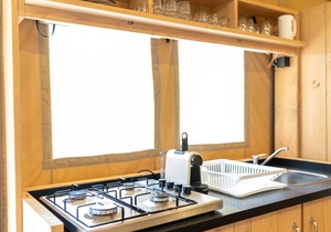 4-person glamping tent in the holiday park Landal Glamping Neufchâteau